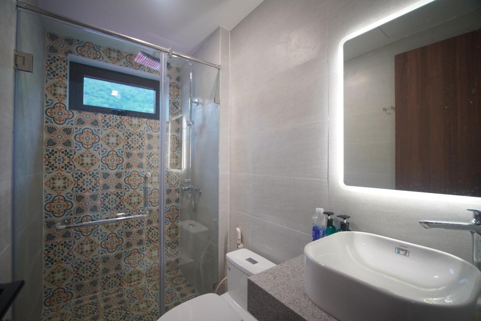 The Coral Homestay & Pub Tân Hiệ Eksteriør bilde