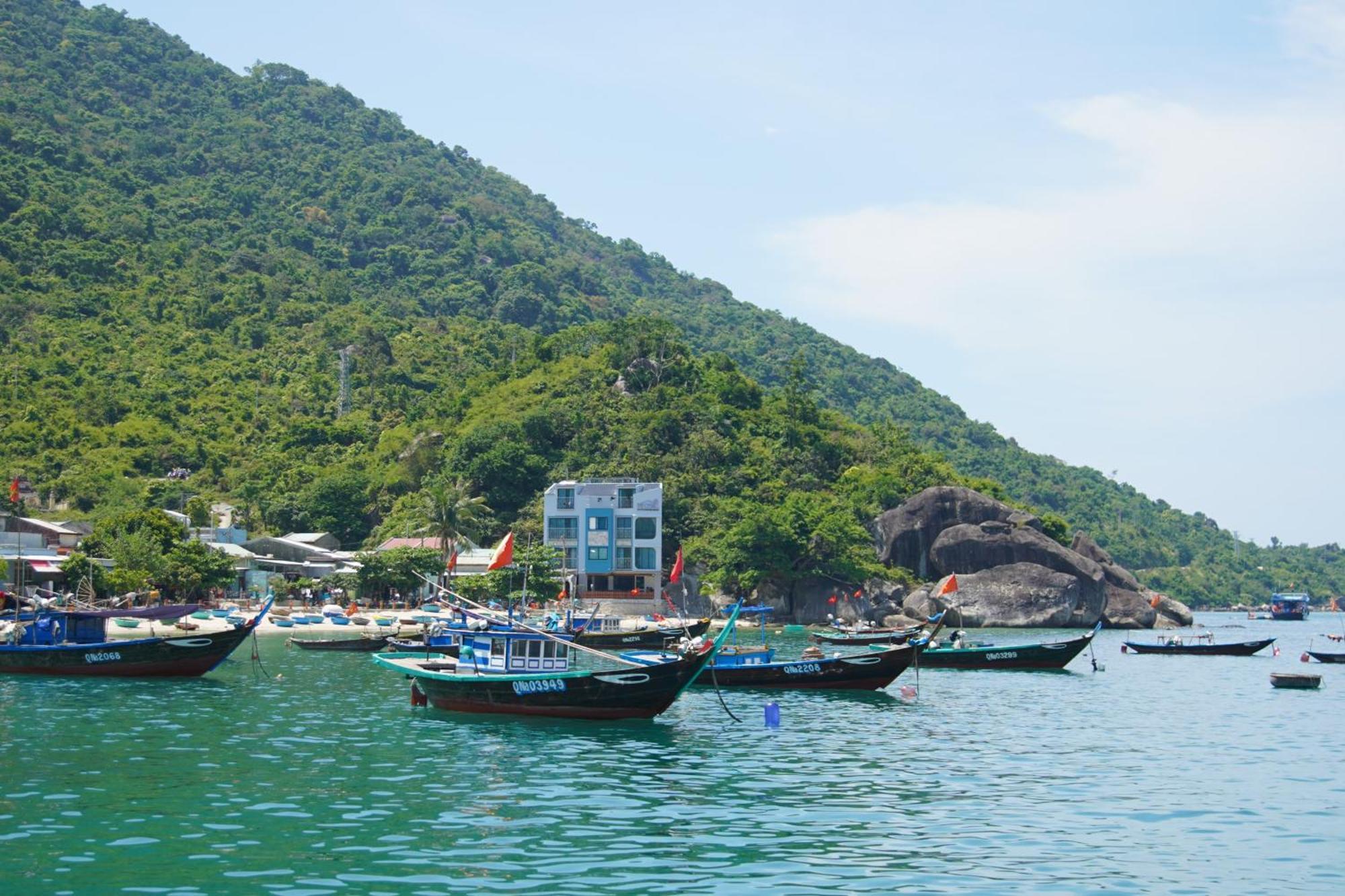 The Coral Homestay & Pub Tân Hiệ Eksteriør bilde